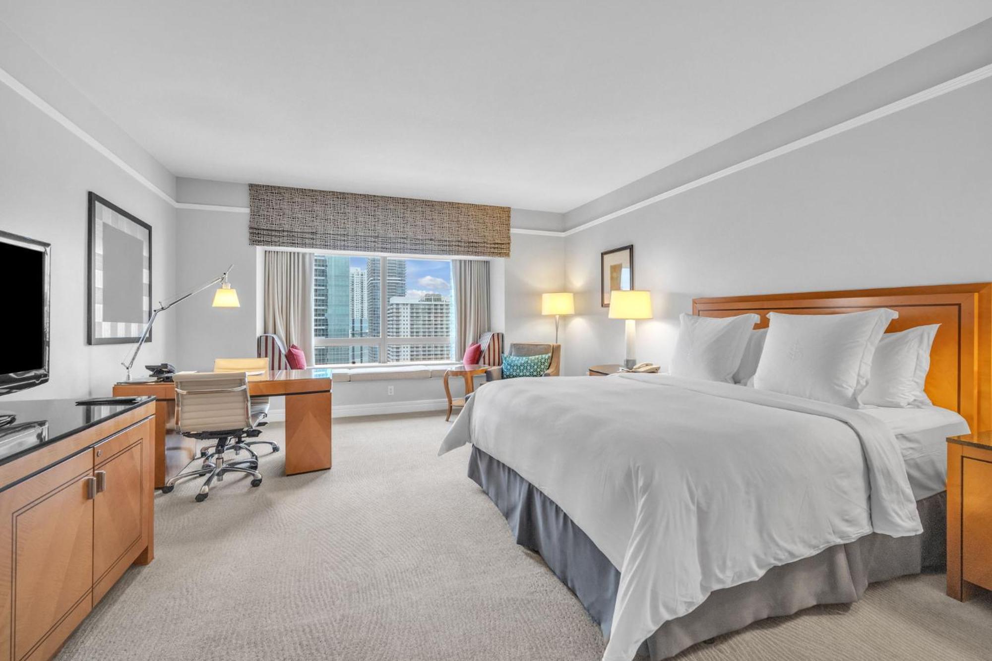 2 Bedroom Or King Studio Suites Four Seasons Hotel Miami Free Wi-Fi & Free Parking Eksteriør billede