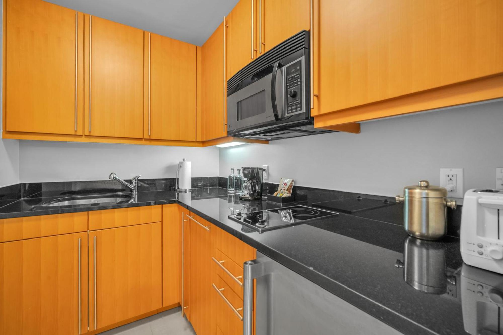 2 Bedroom Or King Studio Suites Four Seasons Hotel Miami Free Wi-Fi & Free Parking Eksteriør billede