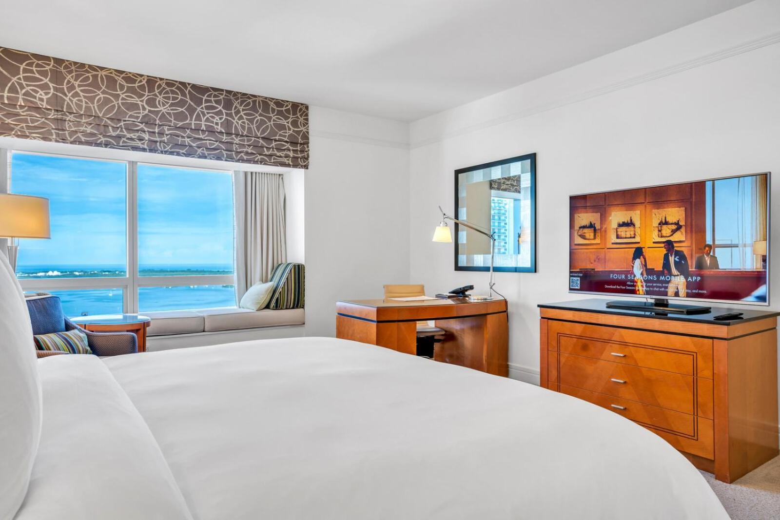 2 Bedroom Or King Studio Suites Four Seasons Hotel Miami Free Wi-Fi & Free Parking Eksteriør billede