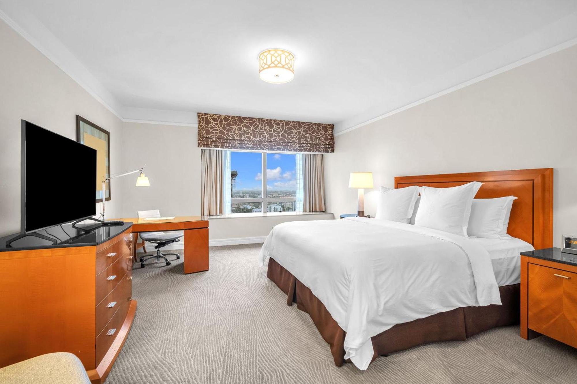 2 Bedroom Or King Studio Suites Four Seasons Hotel Miami Free Wi-Fi & Free Parking Eksteriør billede