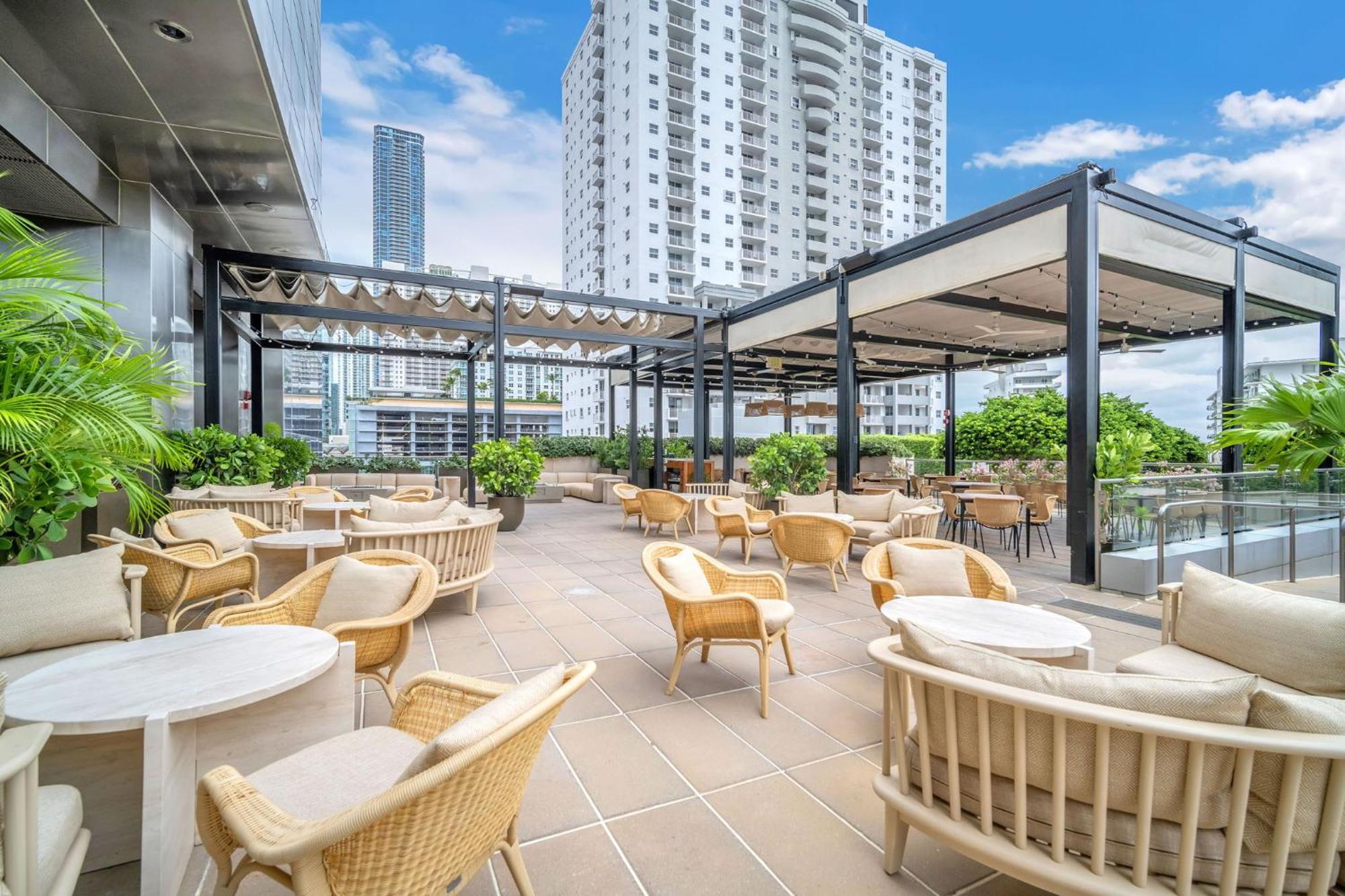 2 Bedroom Or King Studio Suites Four Seasons Hotel Miami Free Wi-Fi & Free Parking Eksteriør billede