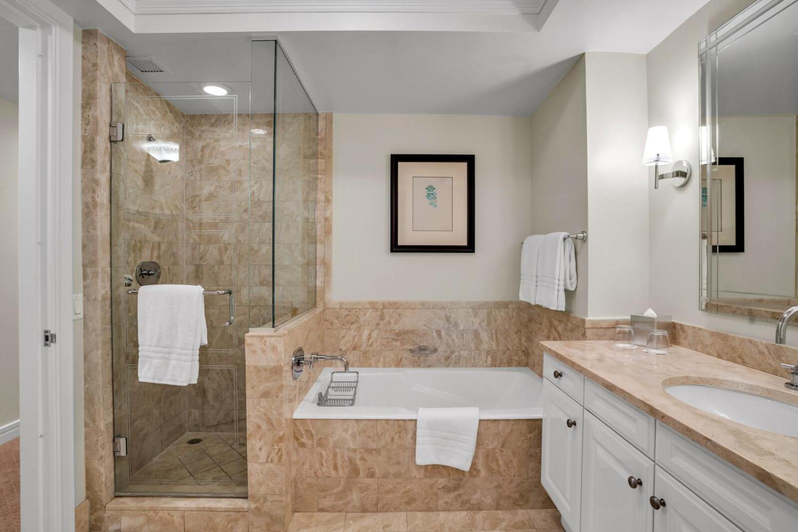 2 Bedroom Or King Studio Suites Four Seasons Hotel Miami Free Wi-Fi & Free Parking Eksteriør billede