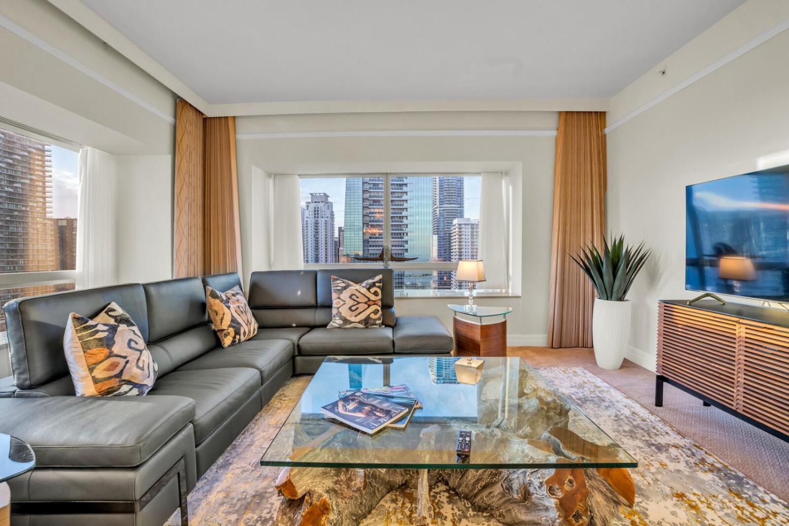 2 Bedroom Or King Studio Suites Four Seasons Hotel Miami Free Wi-Fi & Free Parking Værelse billede